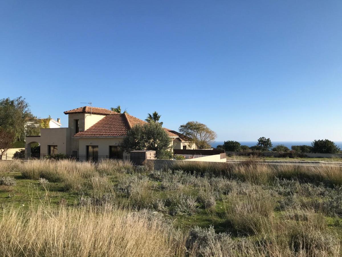 Amathousia Villa With Private Pool And Sea View Pissouri Exterior photo